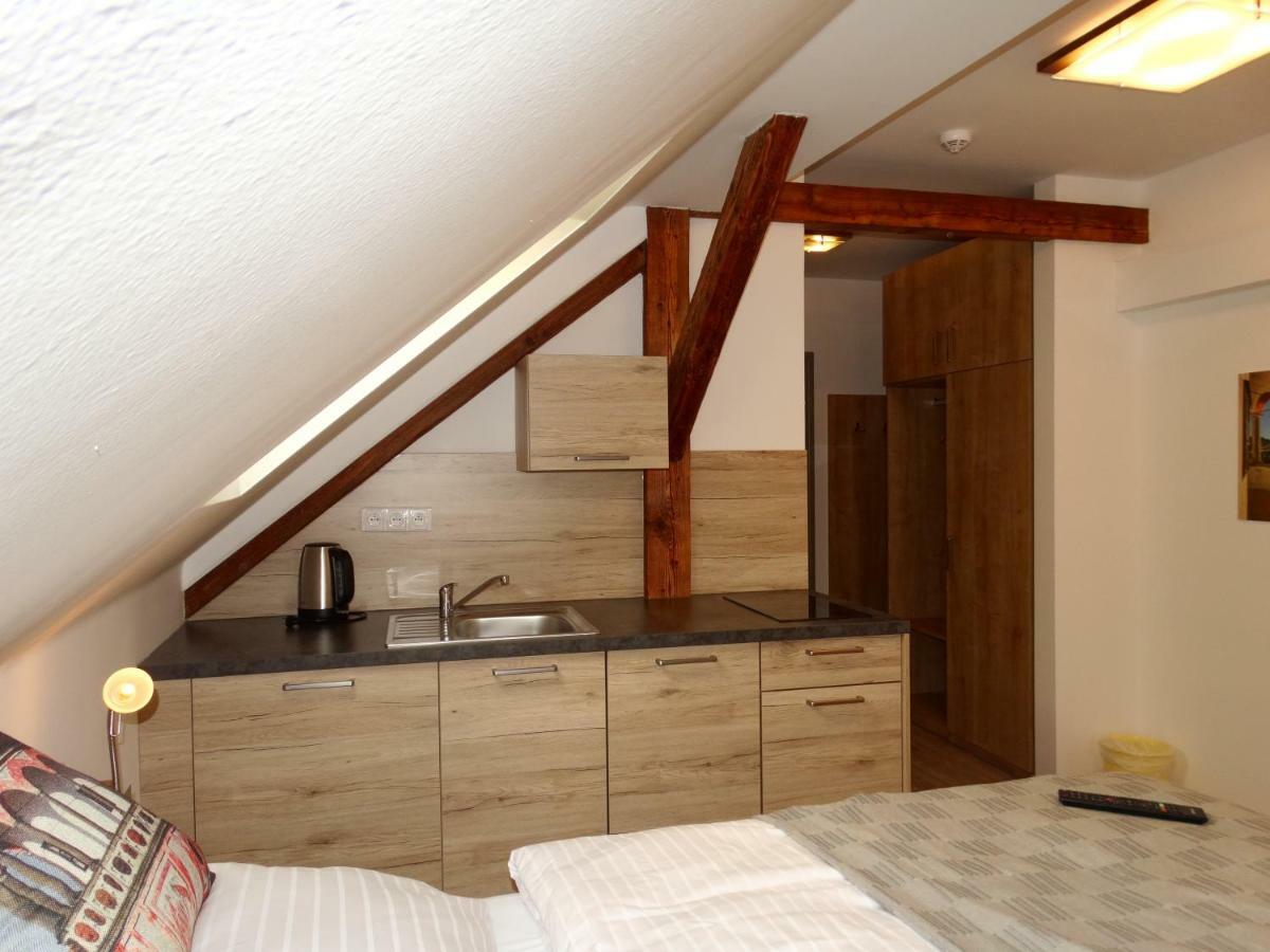 Garni Areka Český Krumlov